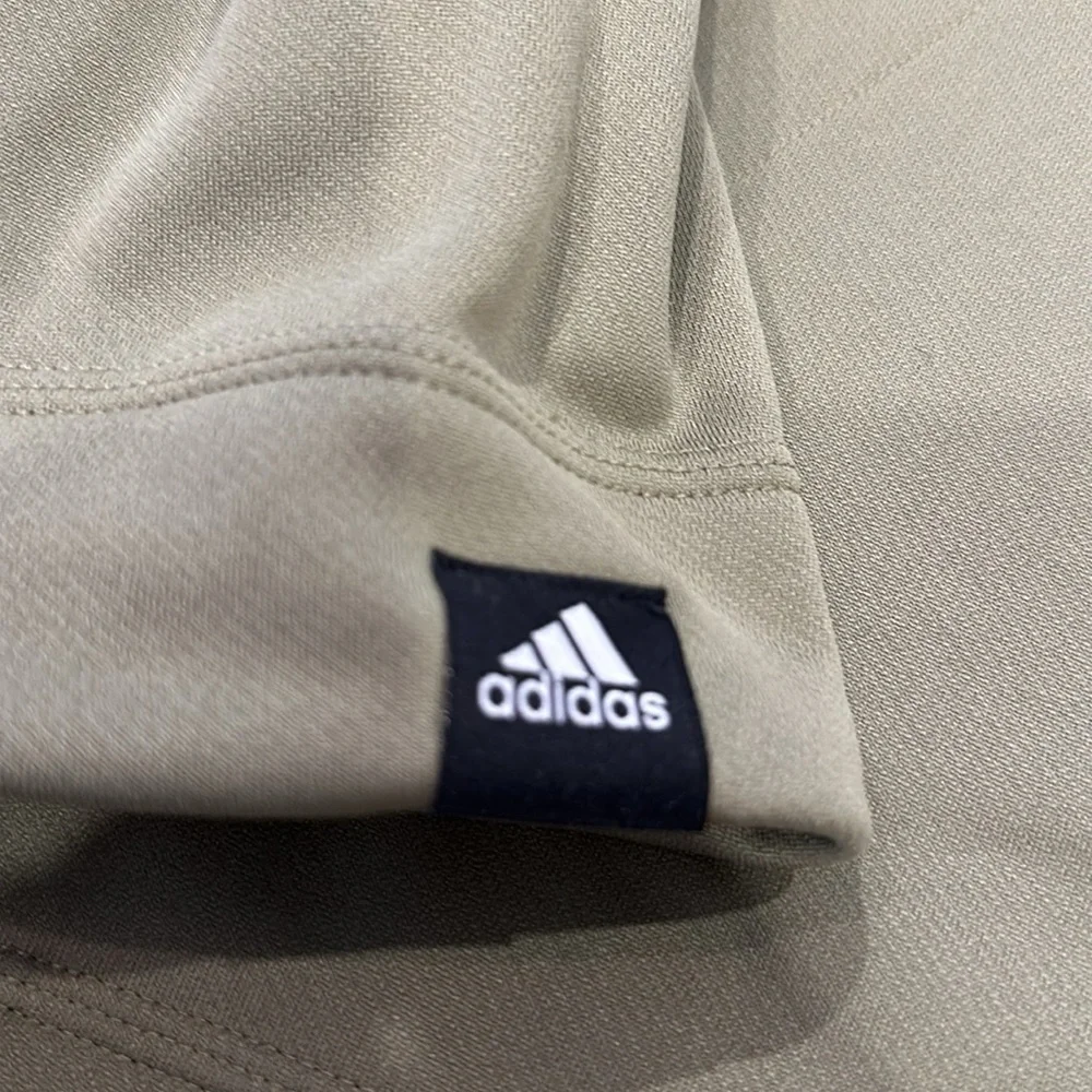 ADIDAS NWOT HOODIE MENS SIZE L ARMY GREEN FROM SAKS. NWOT
